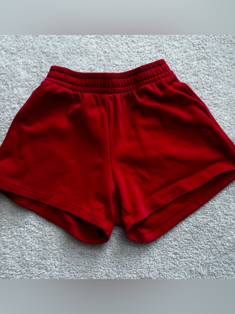 Buffbunny cloud short - salsa red - size small